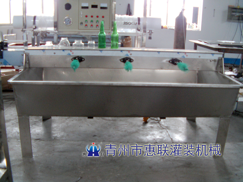 軌道式刷瓶機(jī)